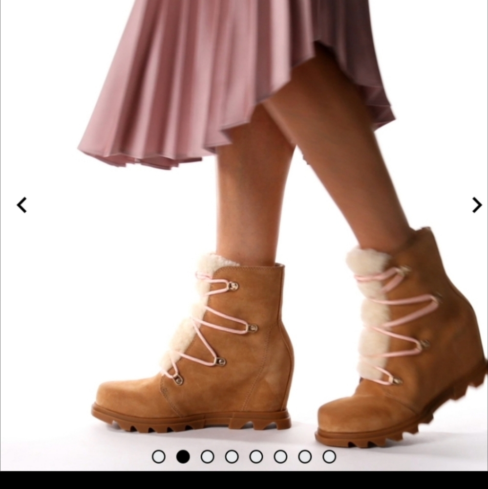 Sorel Women's Size 7.5 Camel Joan Of Artic Wedge 3 Lace Cozy Waterproof Booties